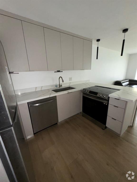 Building Photo - 3970 SW 58th St Unit 2 Rental