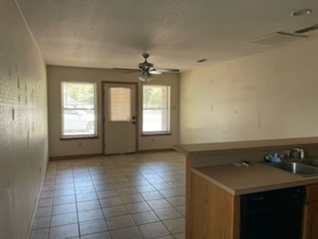 Photo - 1450 McNeil Unit 103