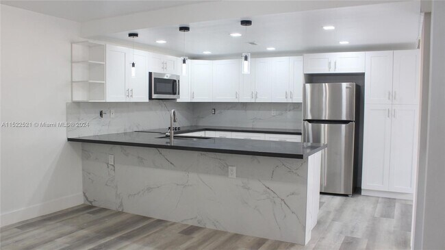 Photo - 8810 SW 123rd Ct Unidad M-210