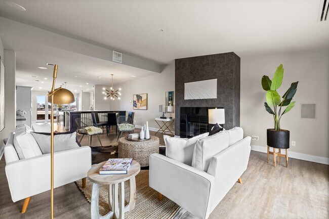 Photo - 1000 Fell St House