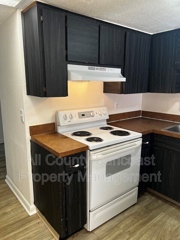 Photo - 6570 66th Ave N Unidad Apt 106