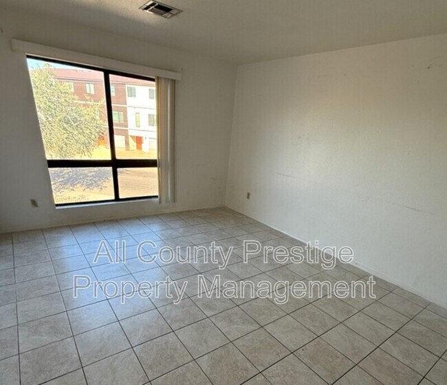 Photo - 16033 N 25th St Unit 202