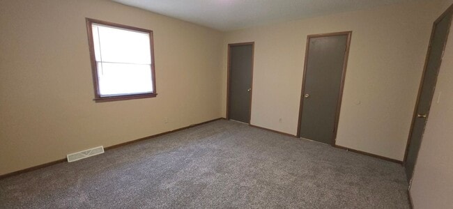 Photo - 2 BR 1 BA brick duplex, close to Missouri ...