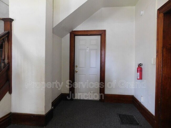 816 Grand Ave Unit 2