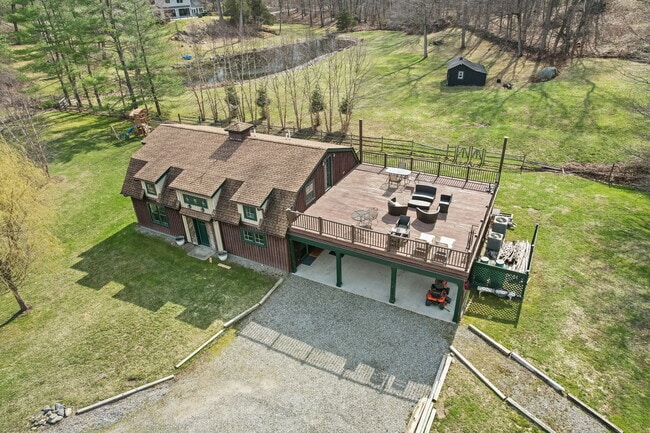 Photo - 39 Hunting Ridge Rd