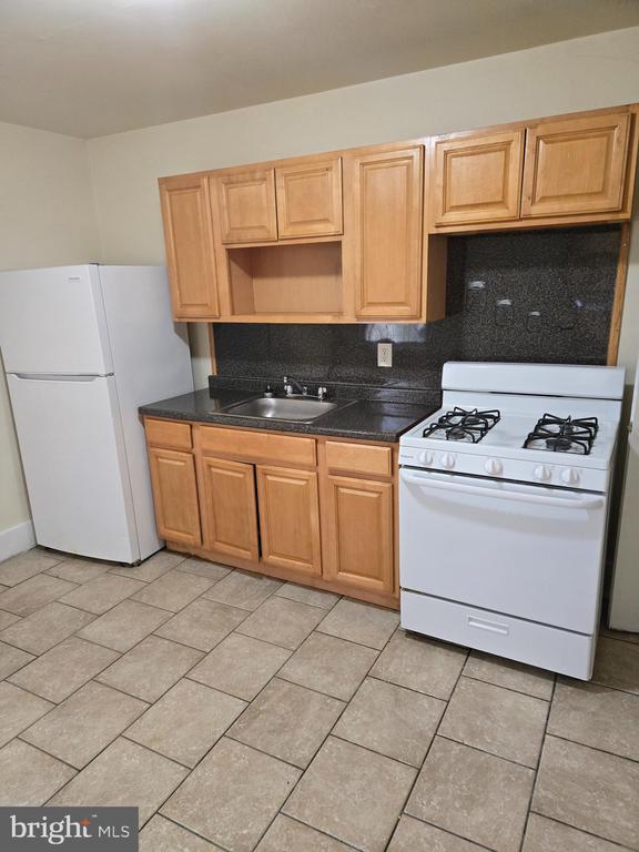 Photo - 1808 Harrison St