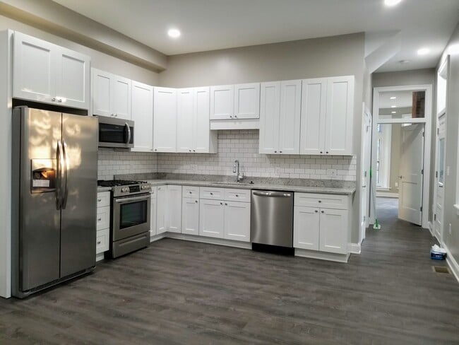 Building Photo - 1331 Park Ave Unit APT 1