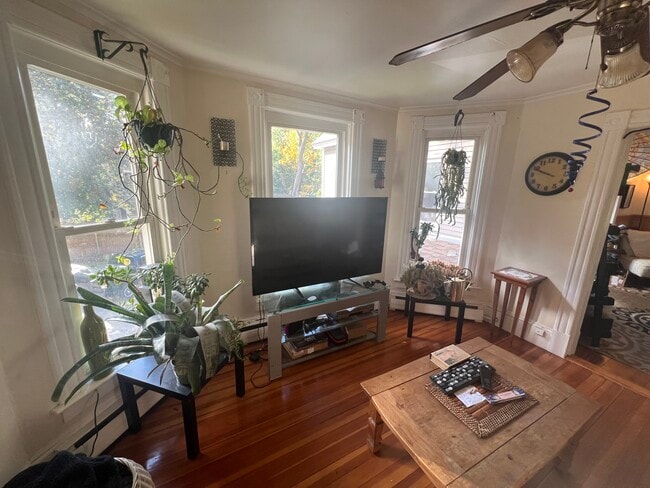 63 Eastern Ave Unit 2