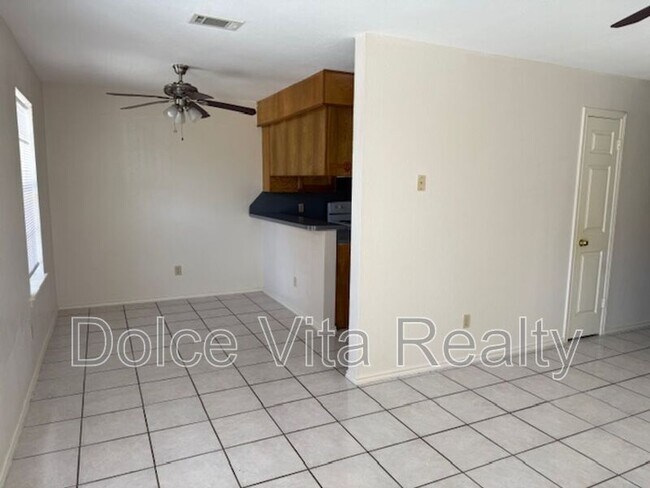 Photo - 4105 N 24th Ln Unit Apt 3