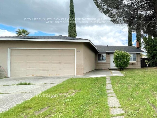 Building Photo - 2156 Cormorant Dr