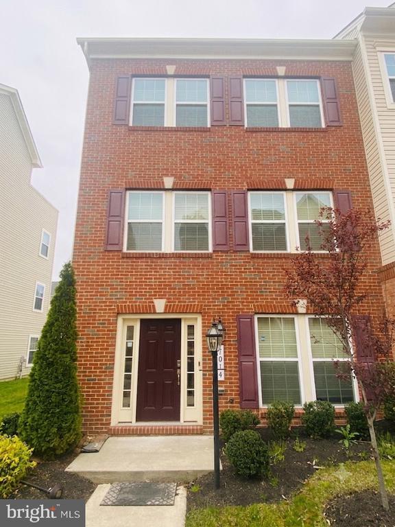 Building Photo - 7014 Foxton Way