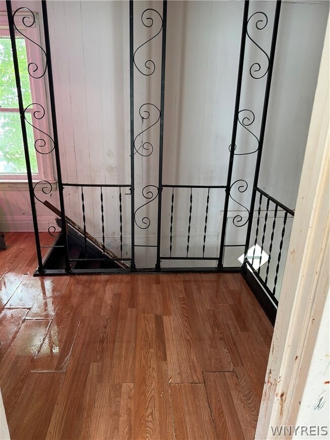 Photo - 2209 Pierce Ave