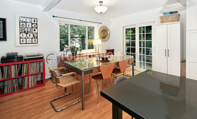 Photo - Modern Bret Harte Home with Gourmet Kitchen - FOUNDATION