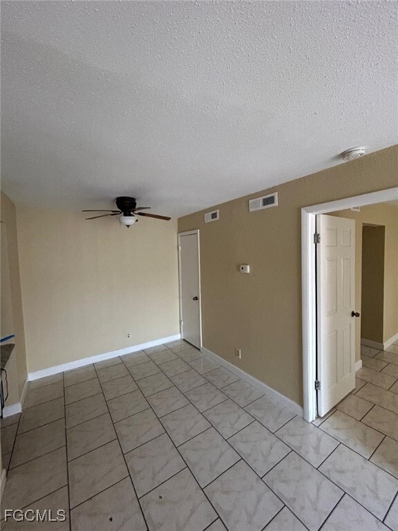 Photo - 2845 Winkler Ave Unidad 310