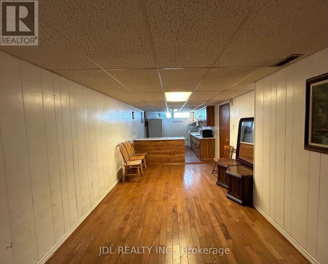 Photo - 8 Highwood Ave