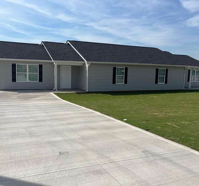 Photo - 3945 Greenpond Rd
