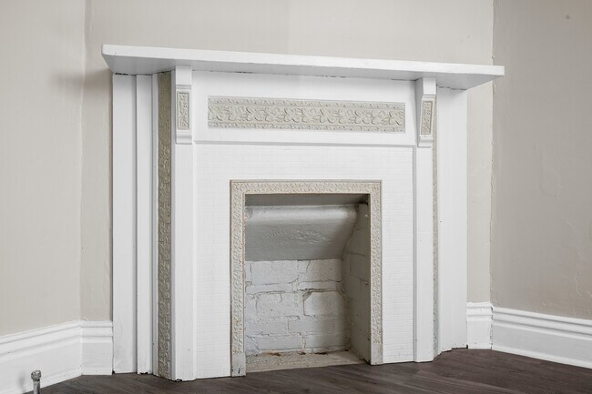 Photo - 652 N 29th St