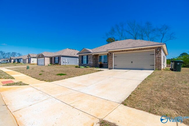 Photo - 110 Olde Hearth Rd