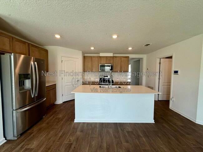Photo - 448 Orellana Rd