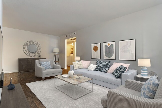 Lakeshore Landing Apartments