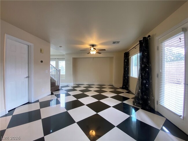 Photo - 175 Real Long Way