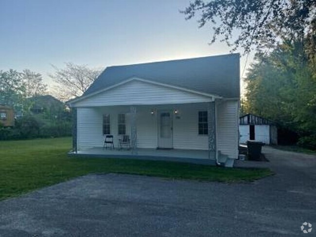 Building Photo - Salem Cape Cod Rental