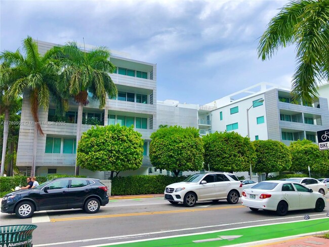 Photo - 1700 Meridian Ave Condo Unit 303