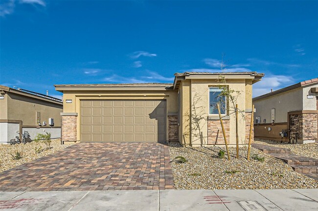 MULTI-GENERATIONAL New Build Home with En ... - MULTI-GENERATIONAL New Build Home with En ...