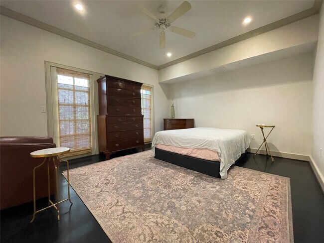 Photo - 5911 Winsome Ln