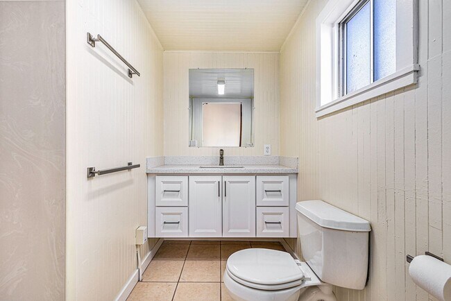 Photo - 2204 Buena Vista Ave Unit 2204 Buena Vista Ave #A - LU