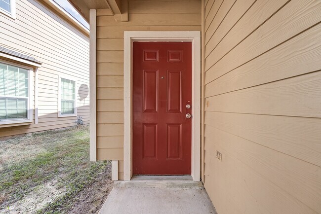 Photo - 6118 Yorkglen Manor Ln