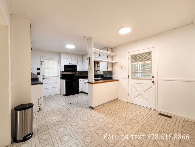 Photo - 2666 S Lakeview Dr SW