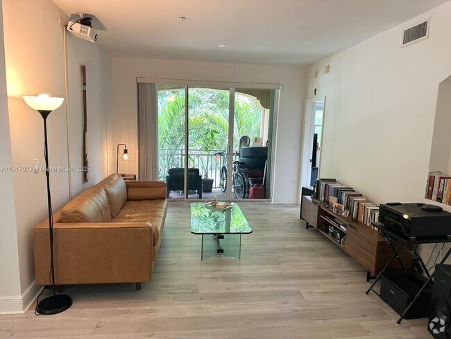 Building Photo - 6400 NW 114th Ave Unit 1137 Rental