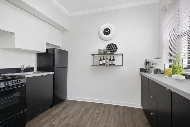 Photo - 1940 N. Lincoln