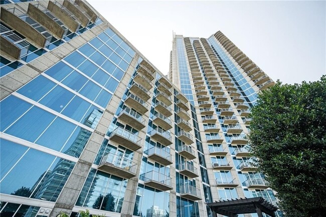 Photo - 400 W Peachtree St NW Unit 1910