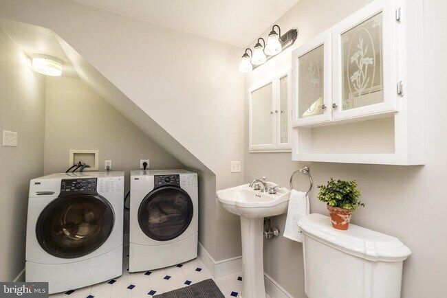 Photo - 2118 Cross Rd