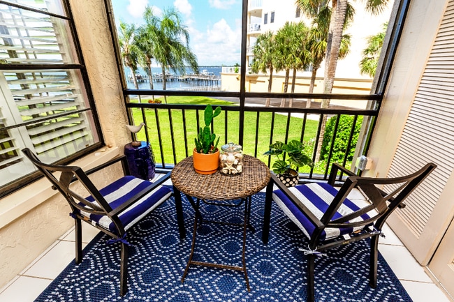 Photo - 6051 Sun Blvd Unidad 215