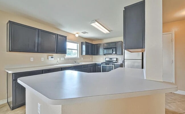 Building Photo - 18211 Temple Hill Ln