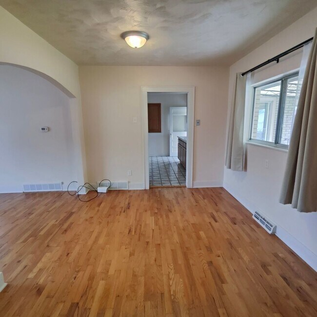 Photo - 3 Bedroom Home in Frederick - Available Now!