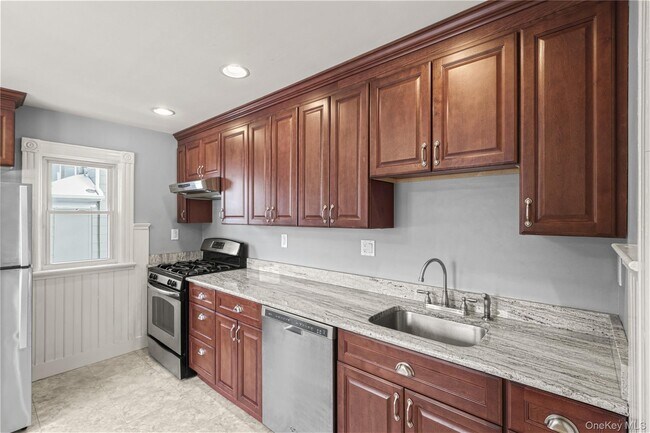 Photo - 559 Bedford Rd Unit 1st Floor