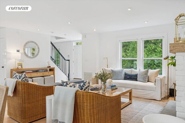 Photo - 32 Eastville Ave