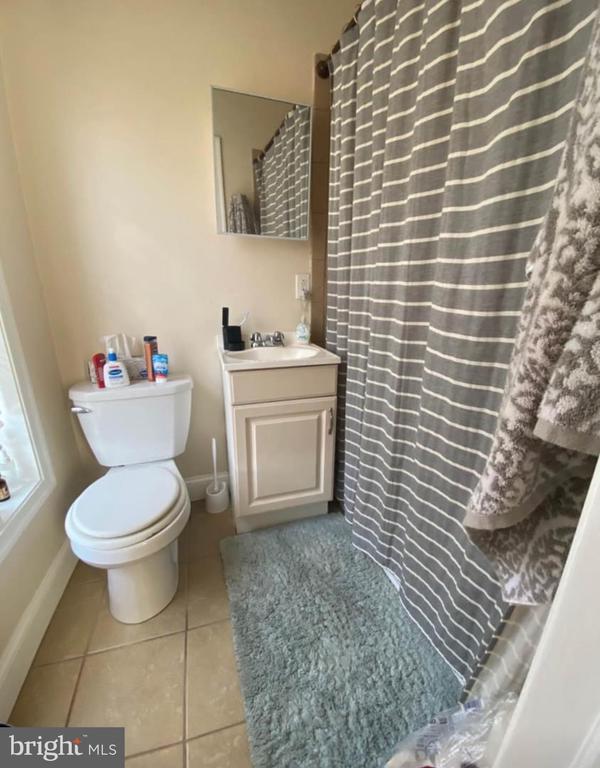 Photo - 3900 Terrace St Unit 4