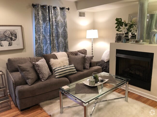 Building Photo - 46 S 11th St Rental