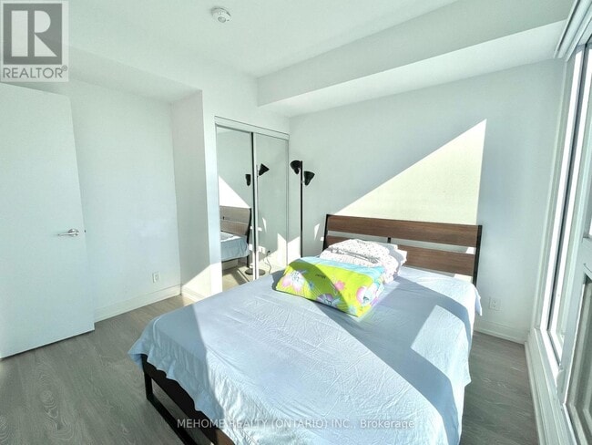 Photo - 181 Dundas St E Unité 1708