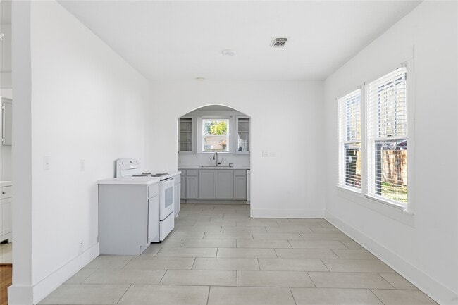 Photo - 3808 State Hwy 3