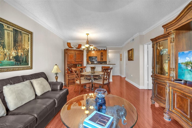 Photo - 630 S Sapodilla Ave Unit 407