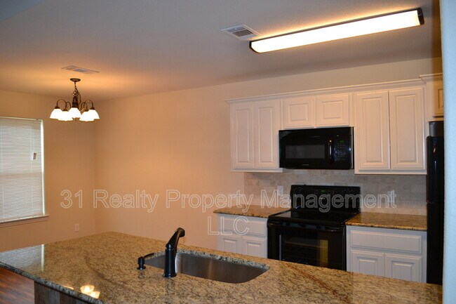 Photo - 508 W Hull St