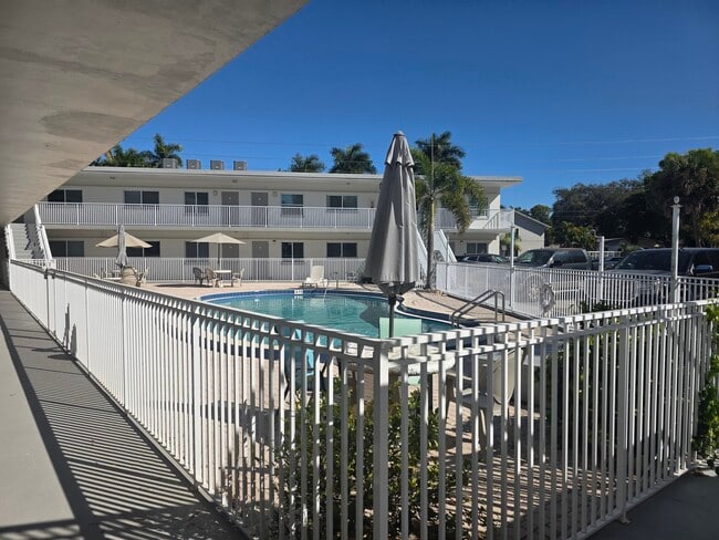 Building Photo - 2590 First St Unit 213