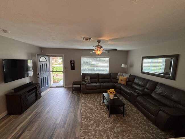 Photo - 11253 109th Ln N