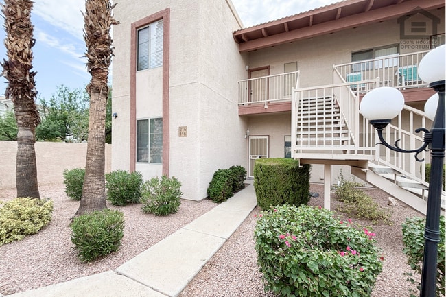 Photo - 2Bed/2Bath Furnished Ground Floor Apartment at University/Sossaman! Move-In Ready on 11/05/2026! Unit 116